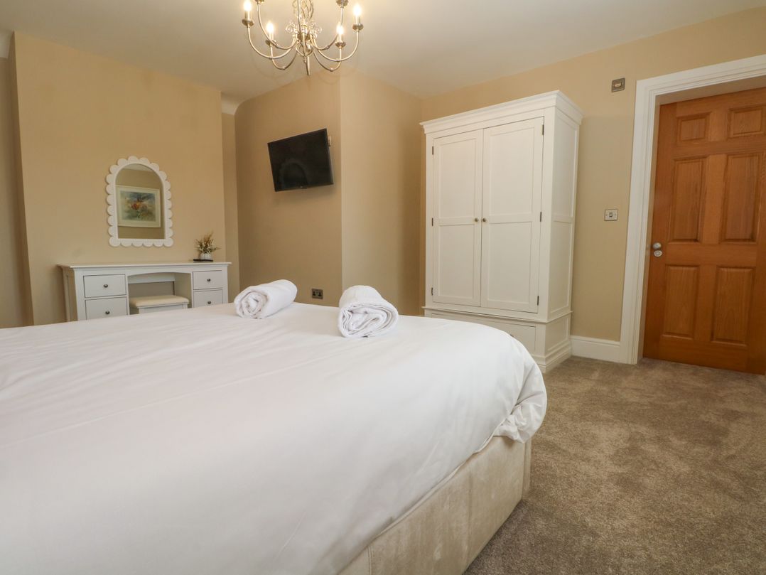 Meadow View Manor And Spa