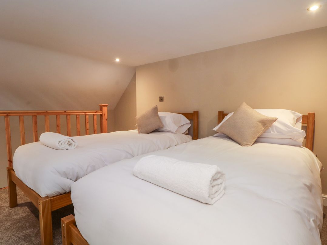 Meadow View Manor And Spa