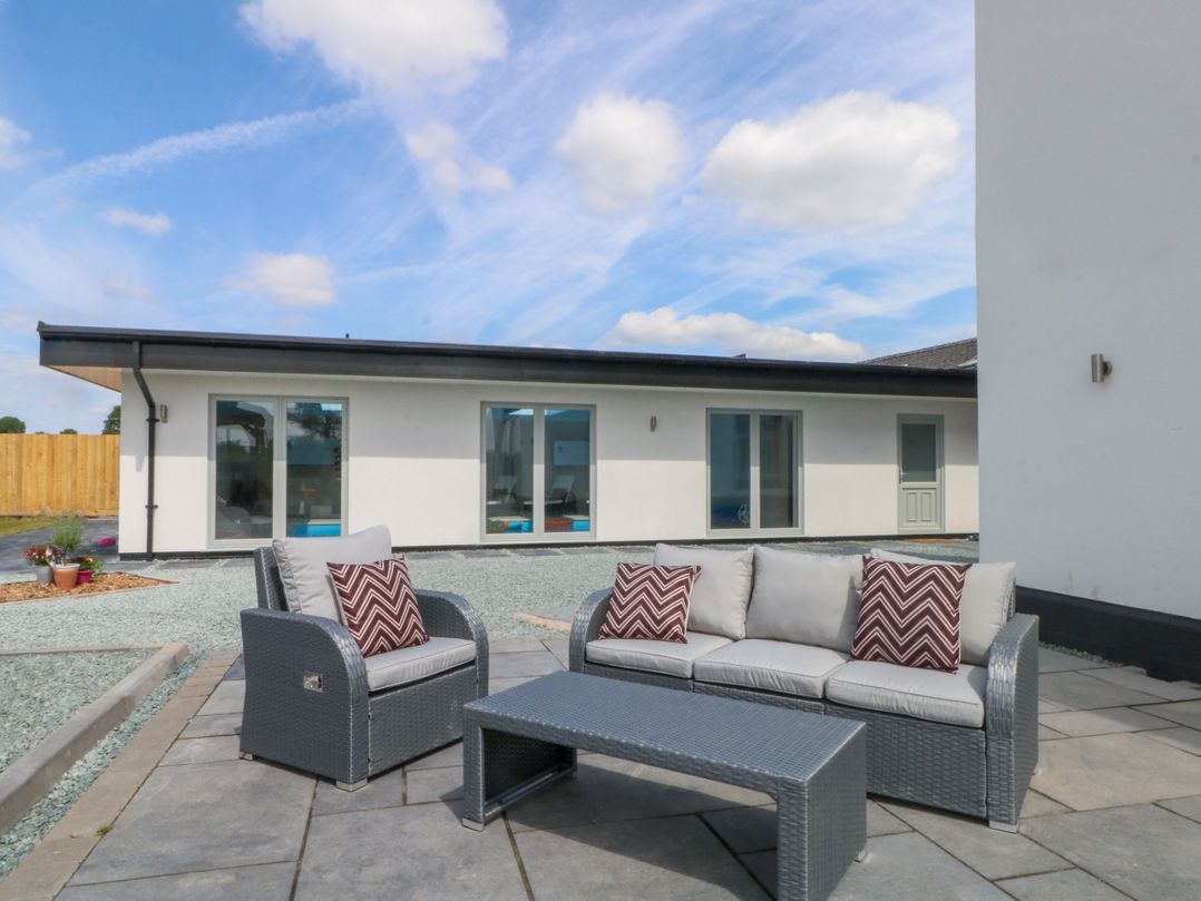 Meadow View Manor And Spa