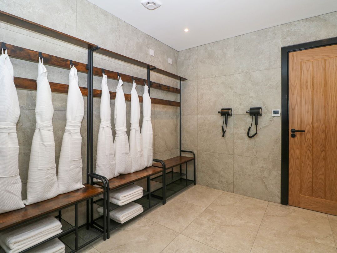 Meadow View Manor And Spa
