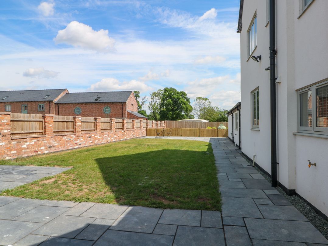 Meadow View Manor And Spa