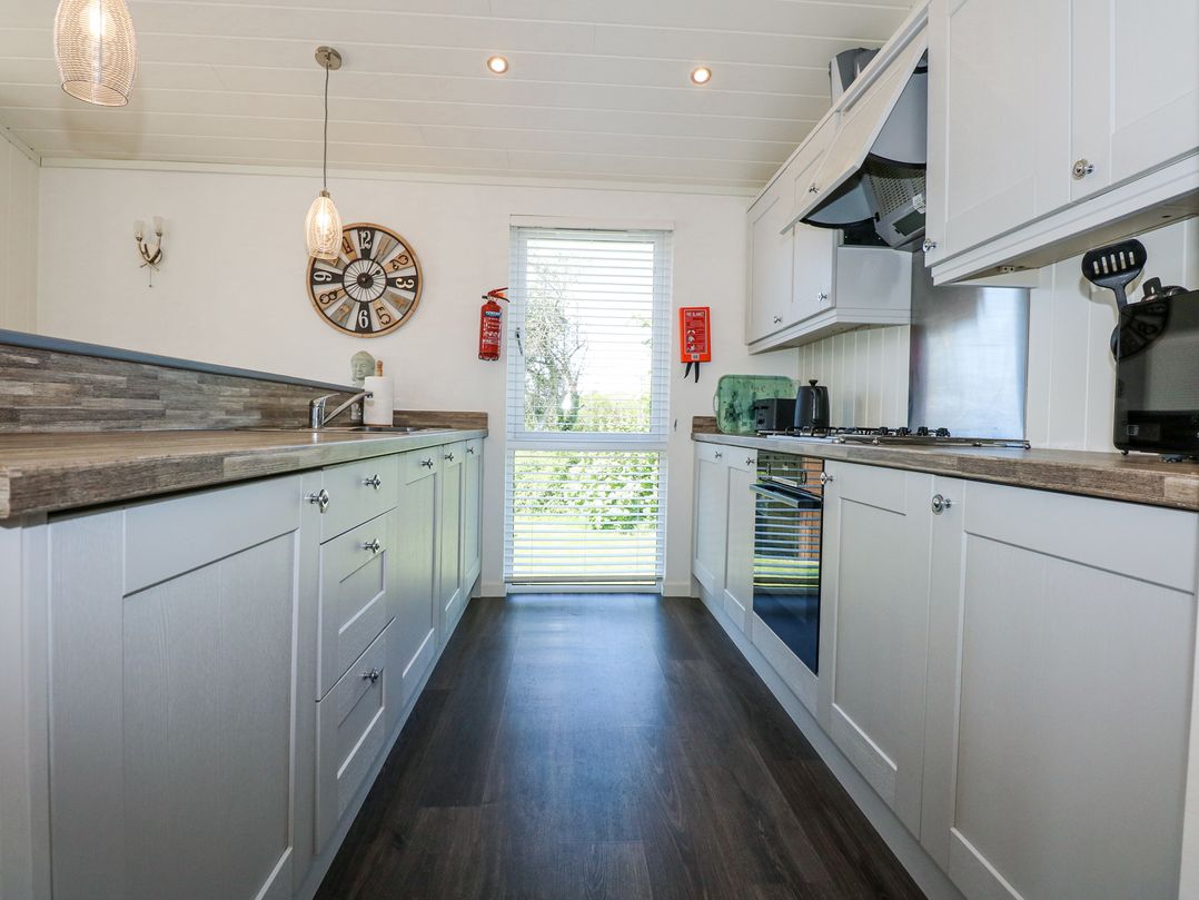 32 Sanctuary Lodge