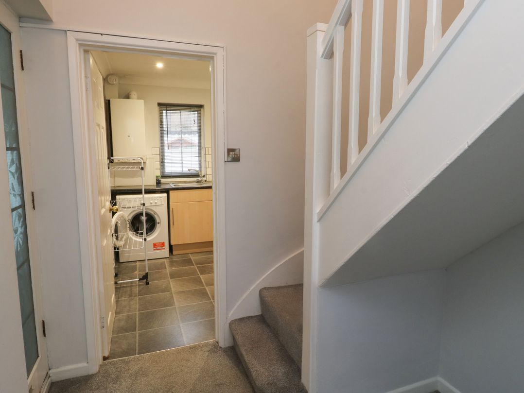 1 Ilsham Cottages