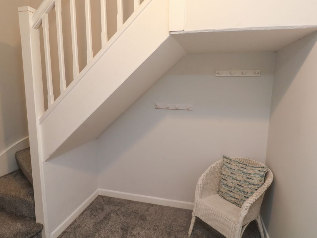 1 Ilsham Cottages