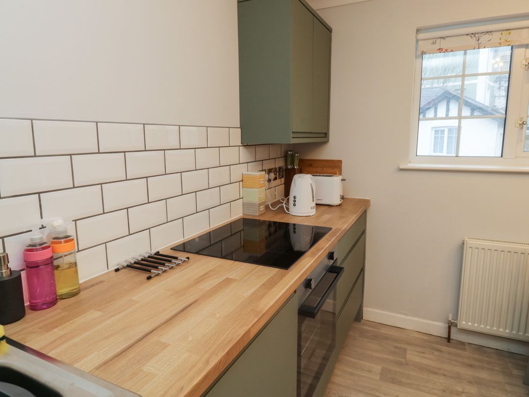 1 Ilsham Cottages