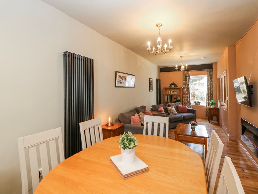 Corner Cottage