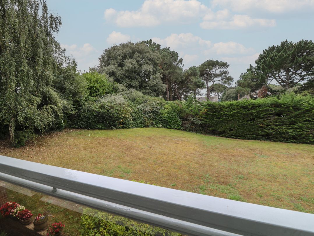 Flat 5 Fairwinds