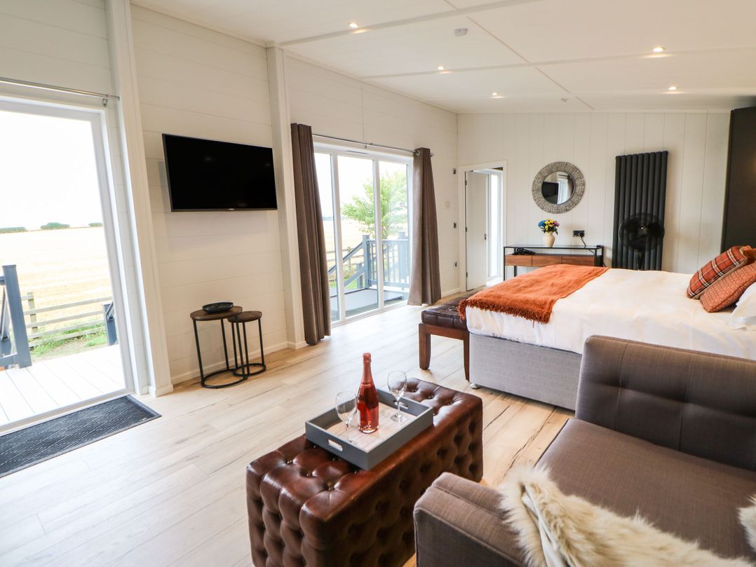 Bowes Hideaway