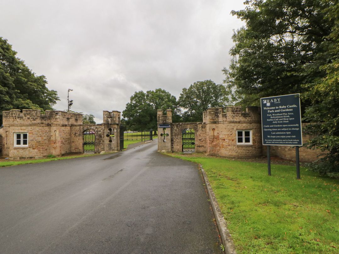 Bowes Hideaway