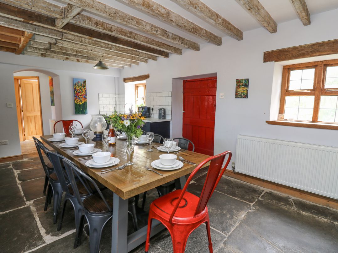 Nanthir House