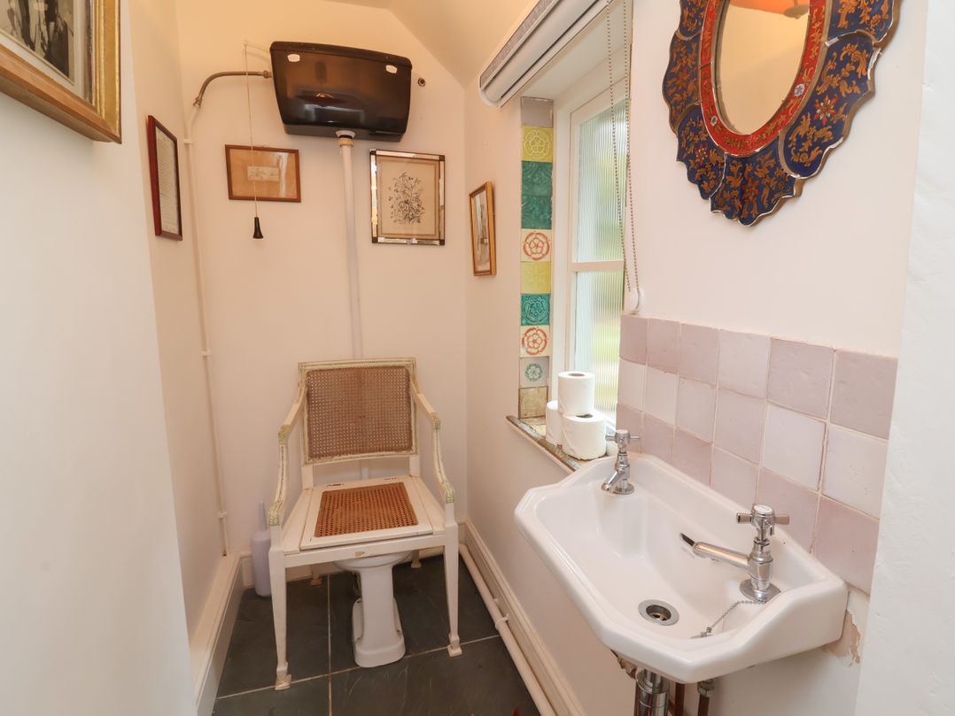 Laundry Cottage