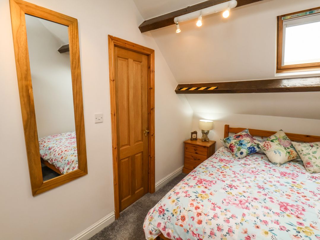 Corner Cottage