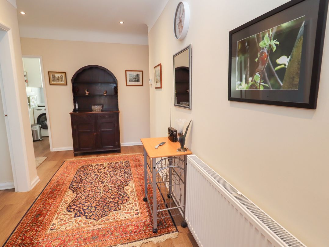 4 Venables Road