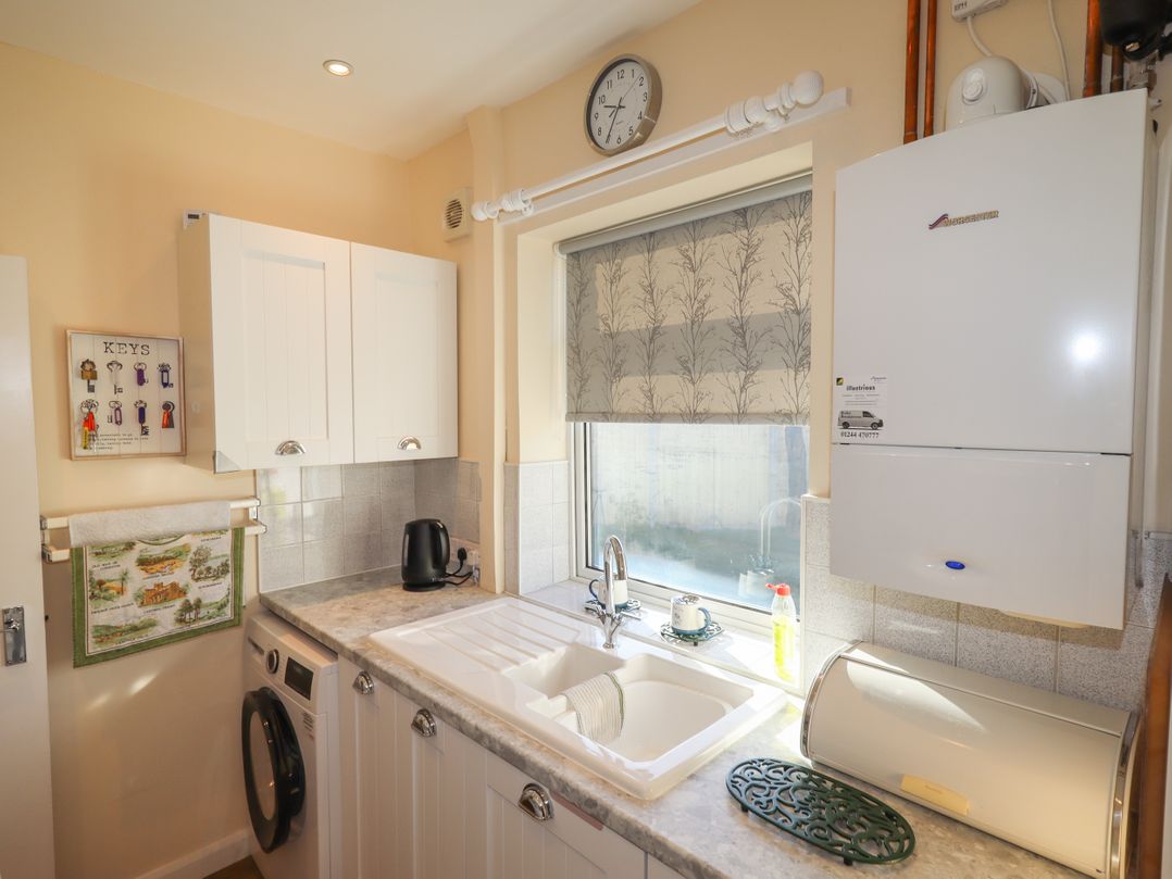 4 Venables Road