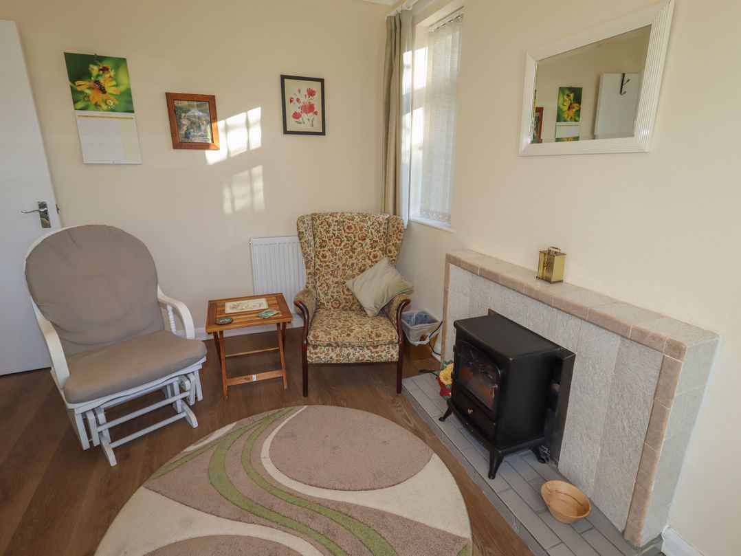 4 Venables Road