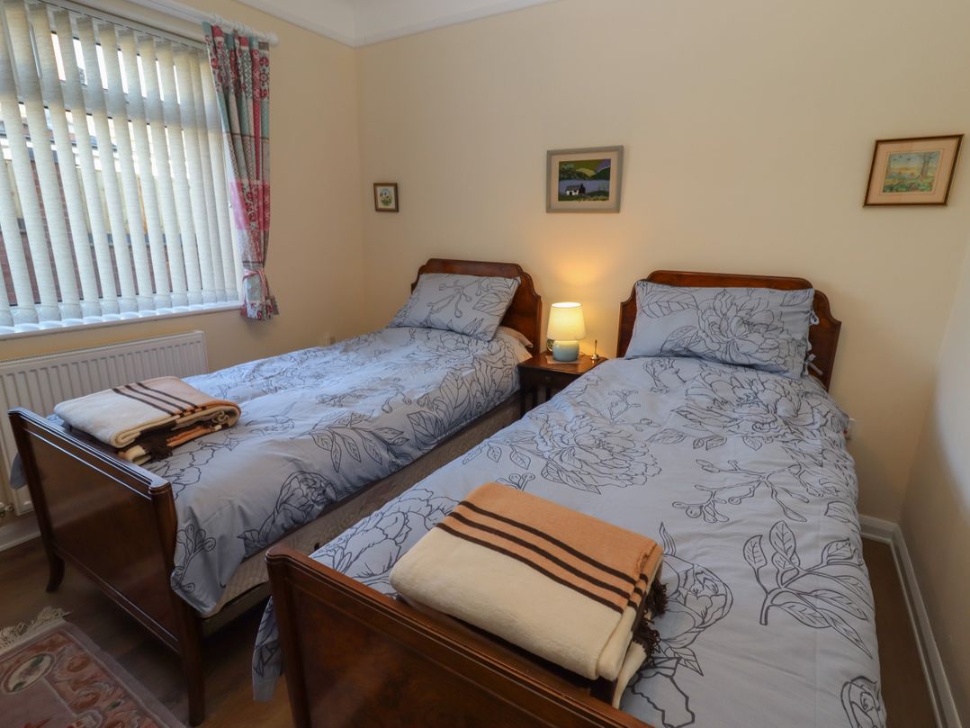 4 Venables Road