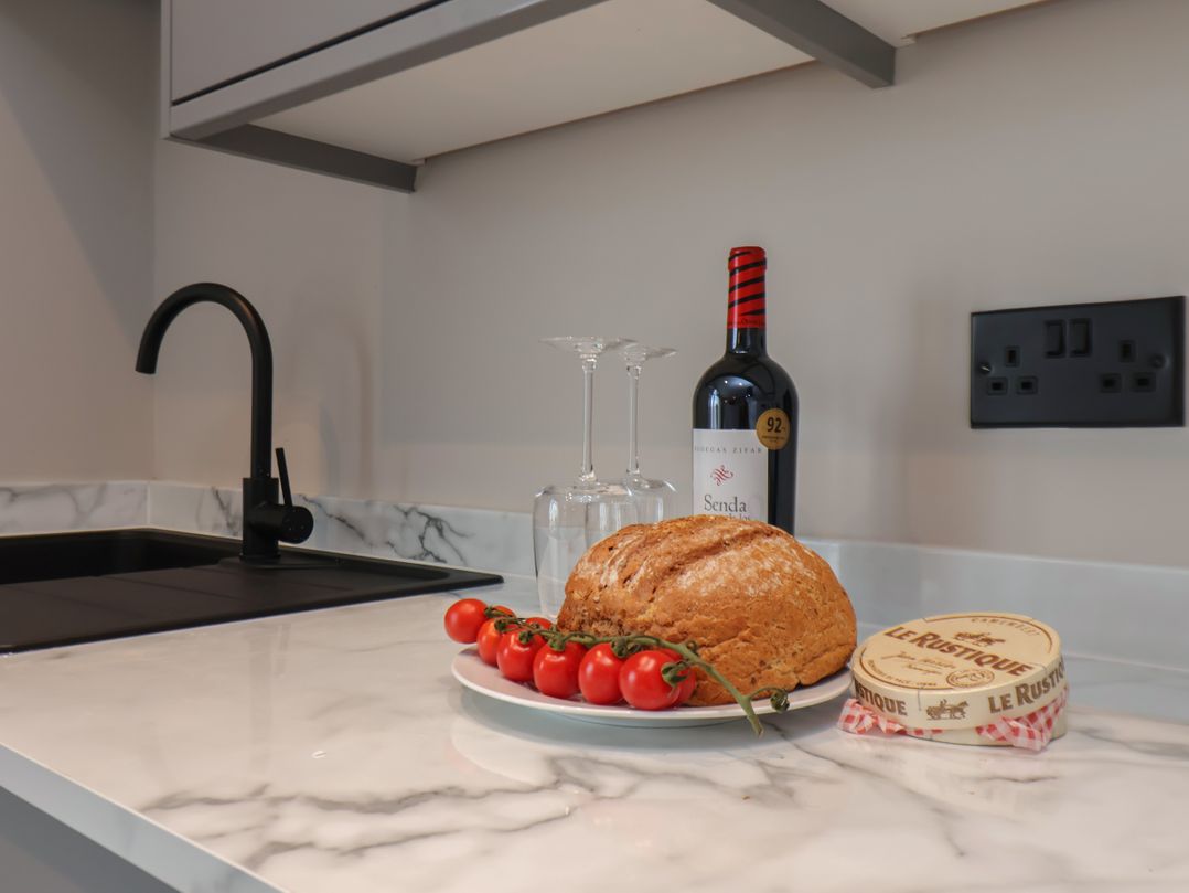 Apt 8 @ Hunter's Quay