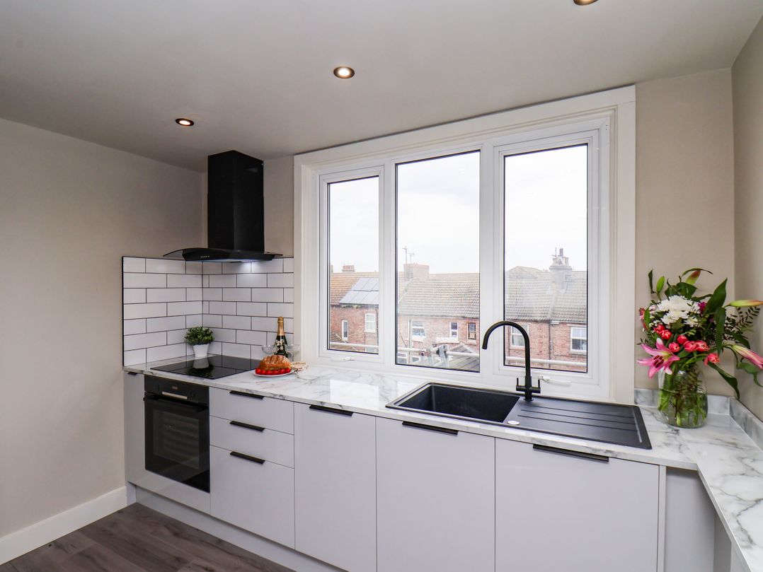 Apt 10 @ Hunter's Quay