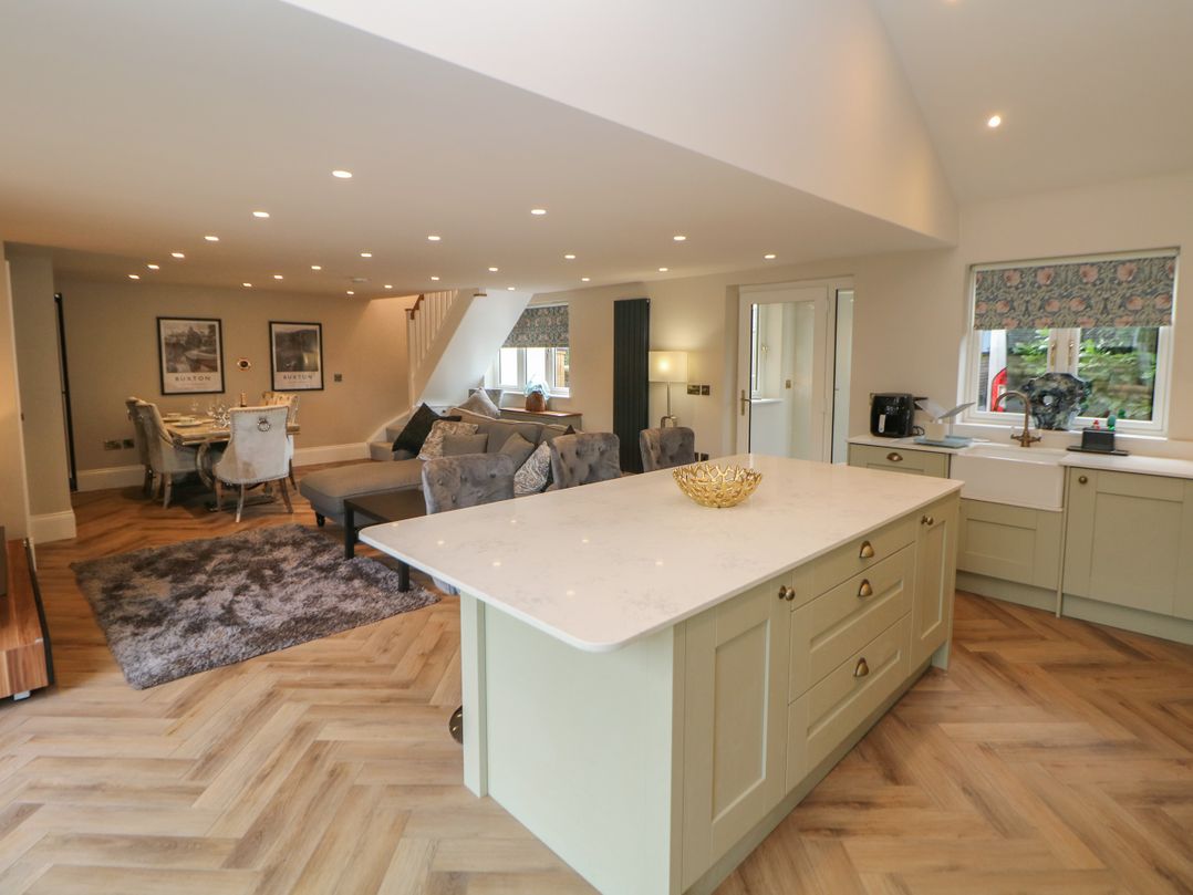 Netherdale House