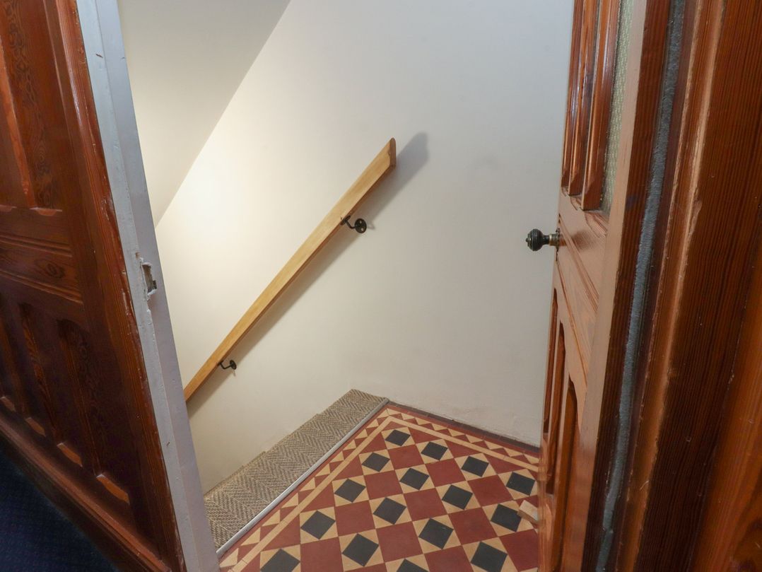 Paramount Apartments