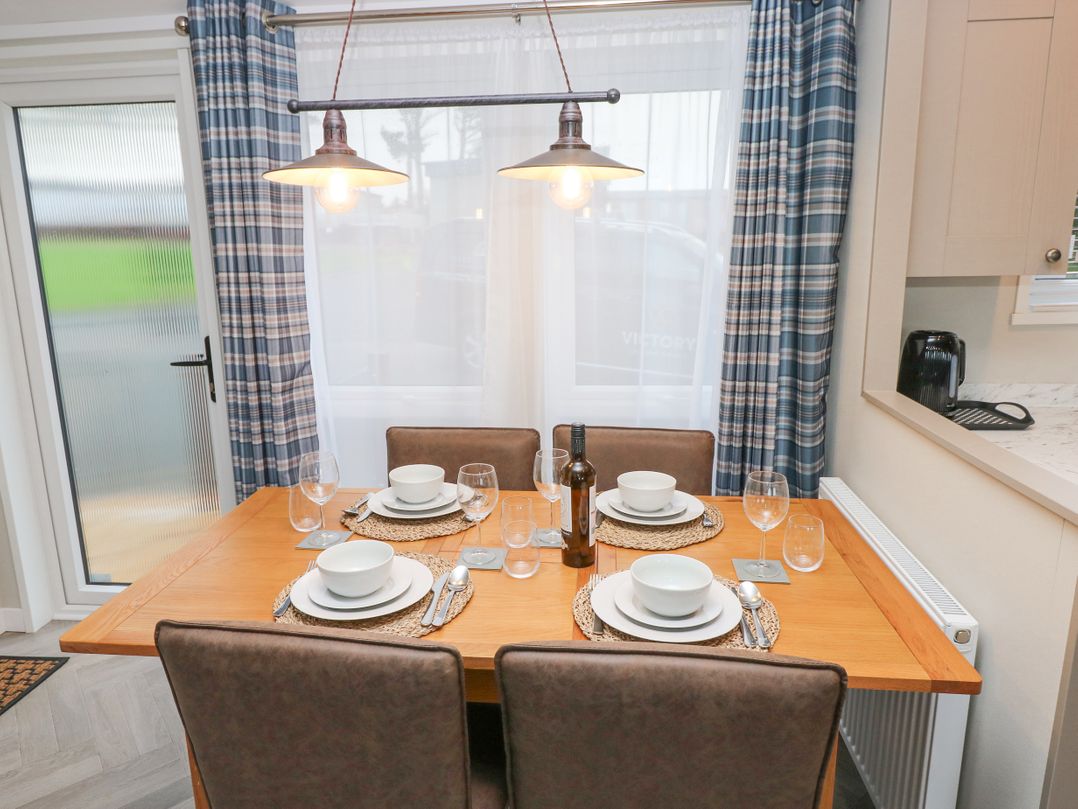 Skomer Lodge