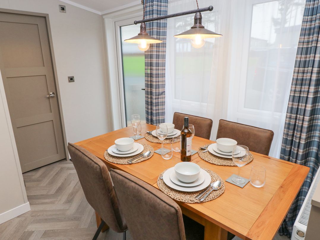 Skomer Lodge