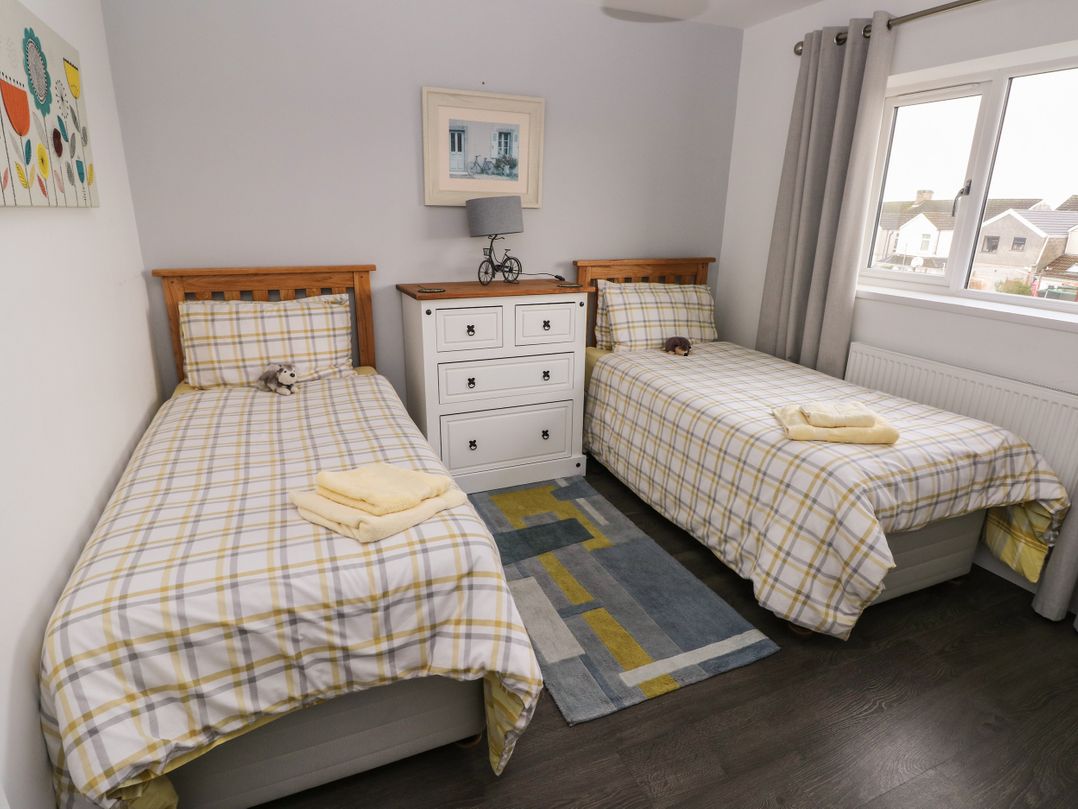 Llygad Y Lleuad ( Moon)