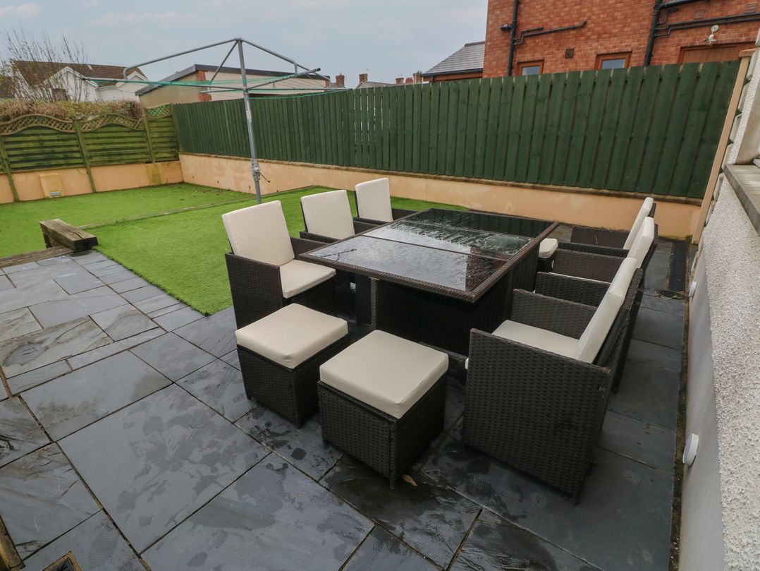 Llygad Y Lleuad ( Moon)