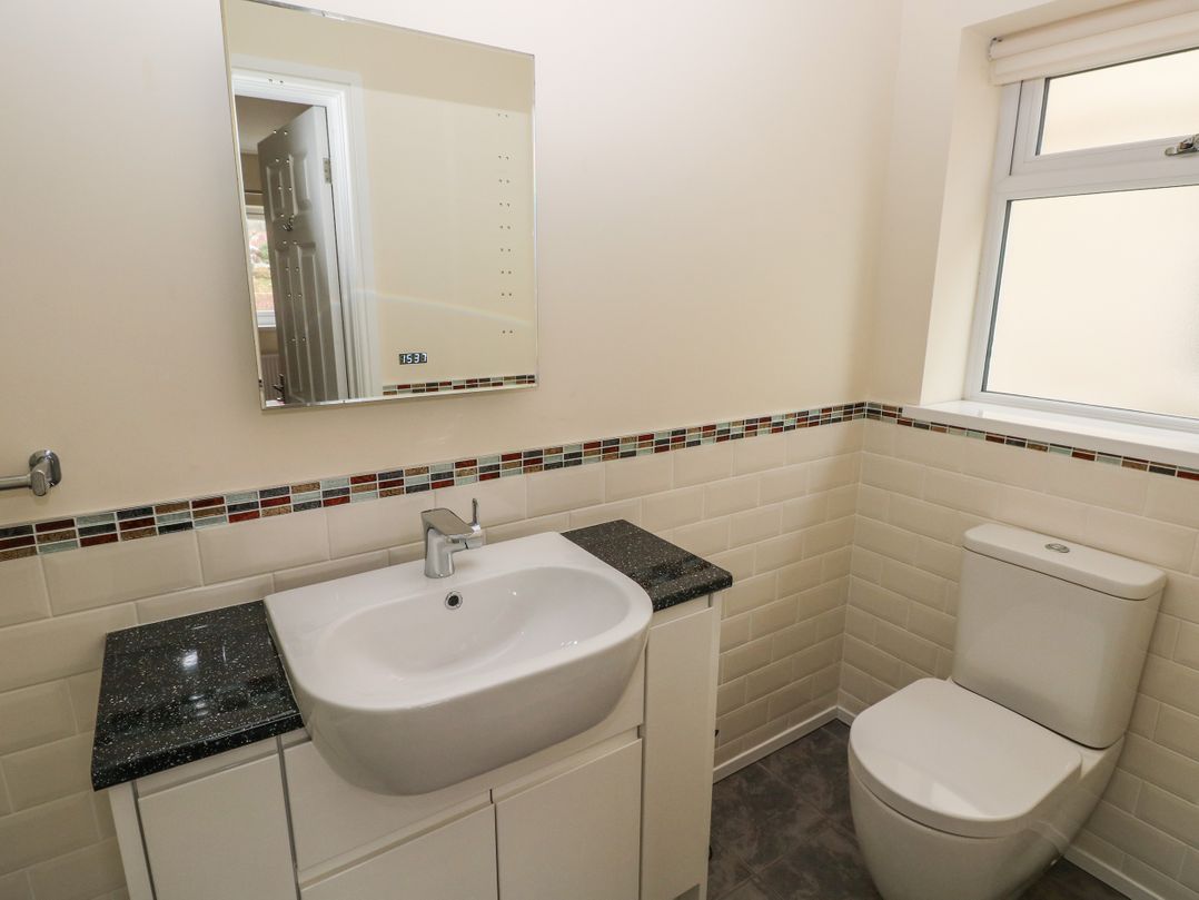 Llygad Yr Haul (Sun)