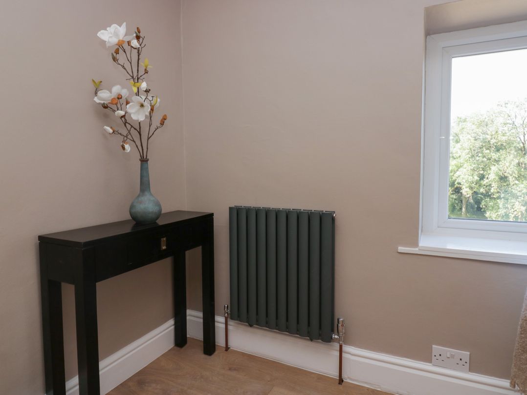 16 Lindeth Road
