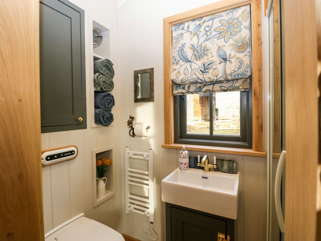 Evendine Hut @ Evendine Cottage