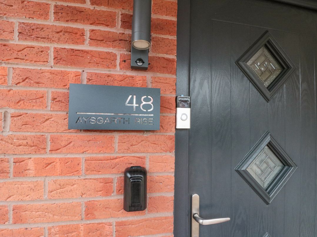 48 Aysgarth Rise
