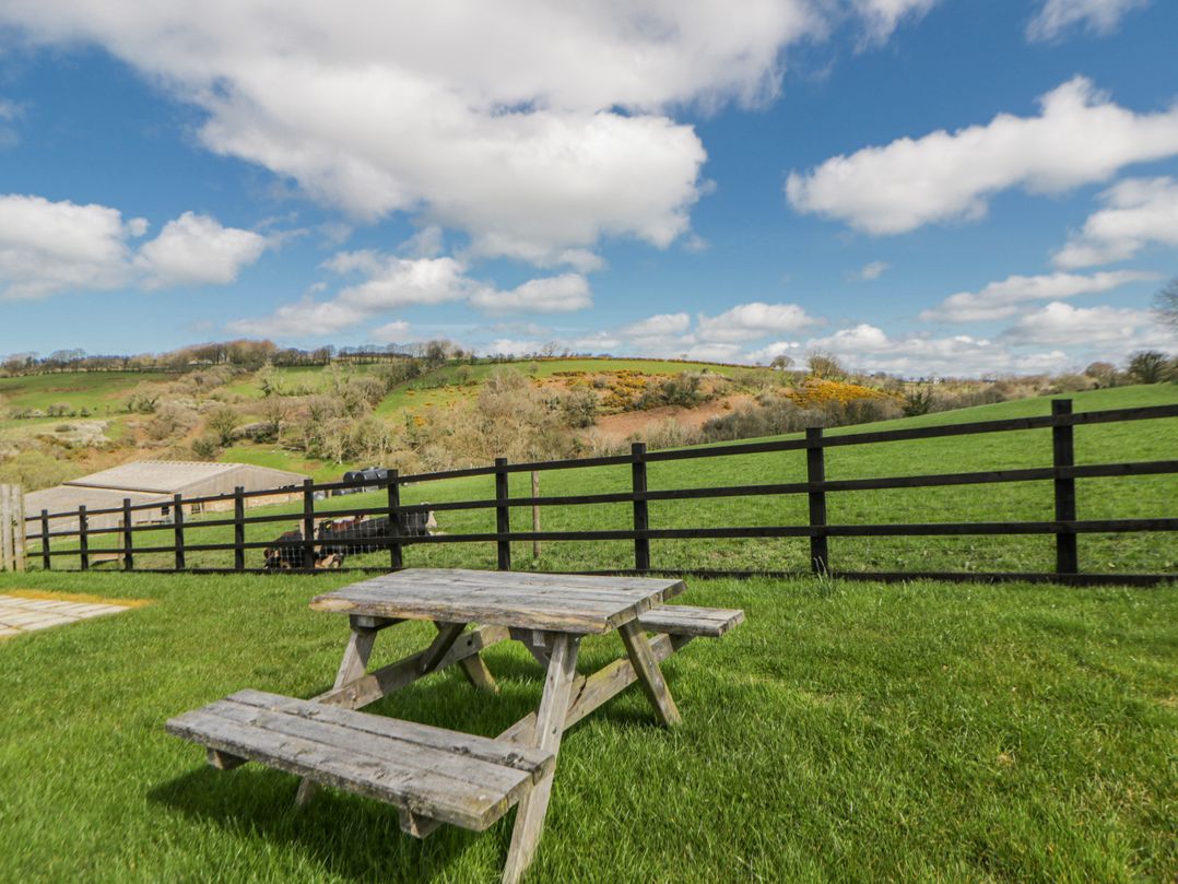 Valley View Hideaway