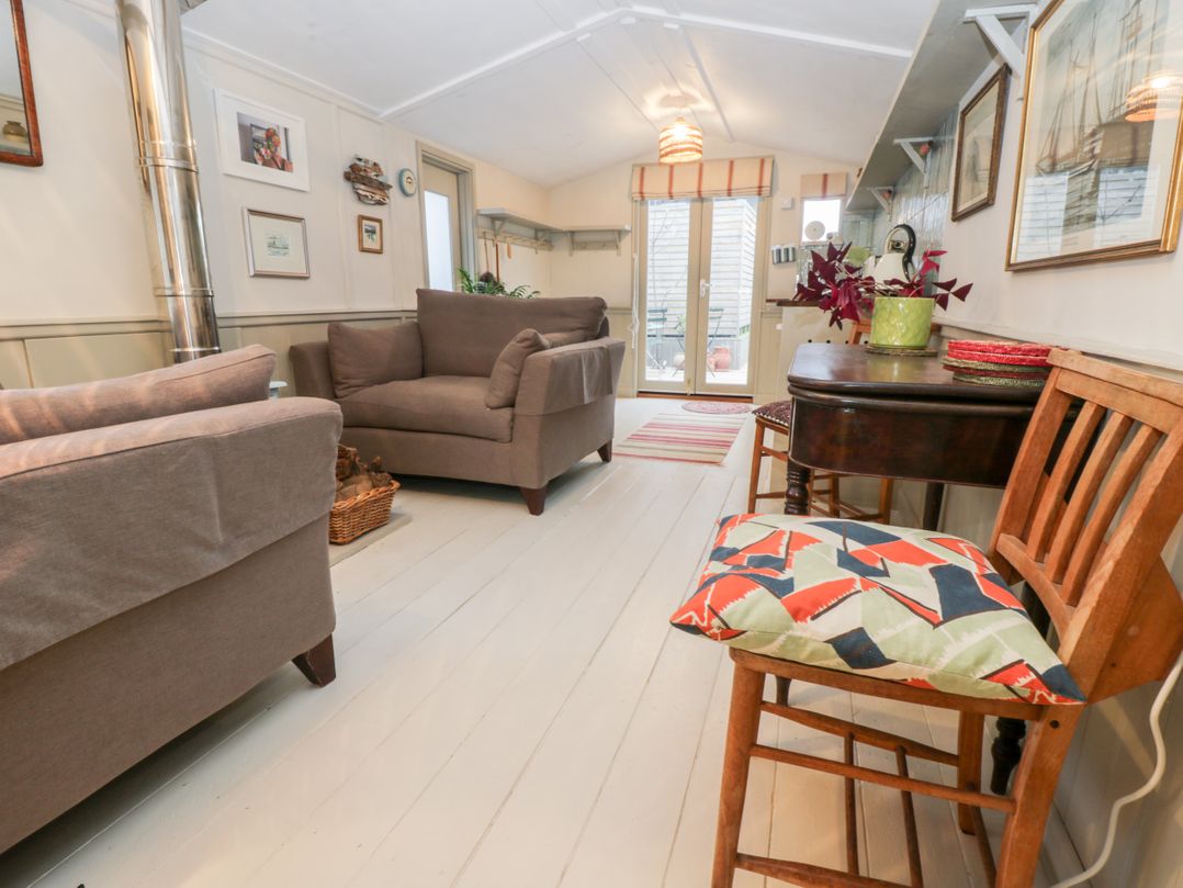 The Artists Cabin