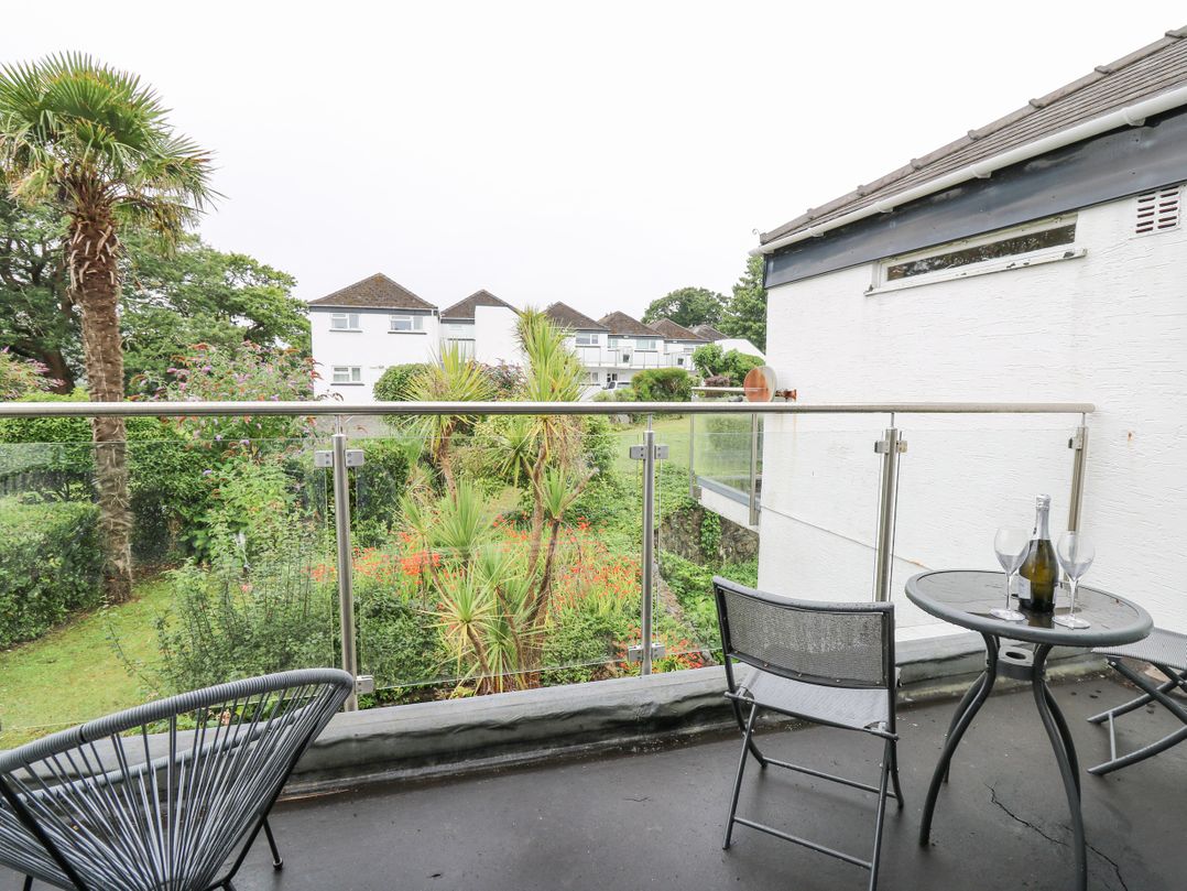 36 Coedrath Park
