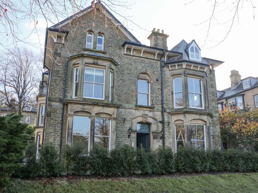 Castleton Suite