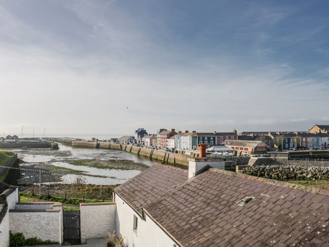 Island House