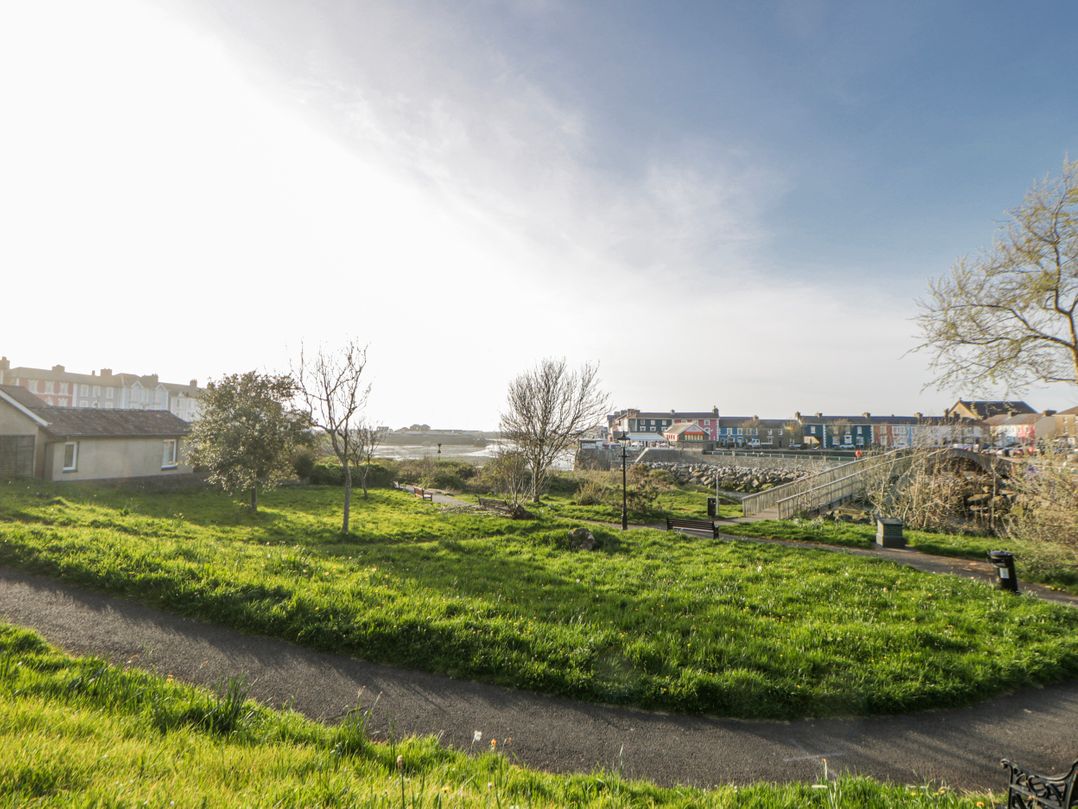 Island House