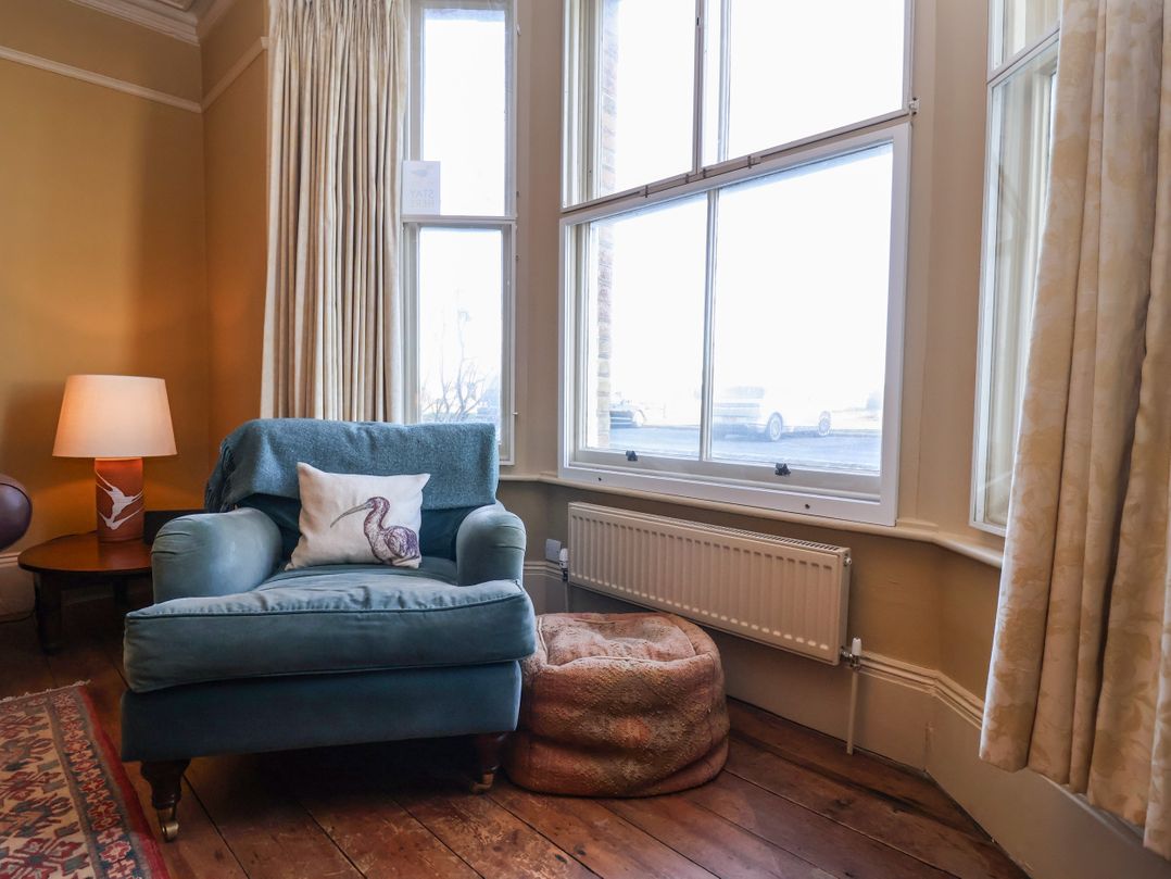 11a Market Cross Place