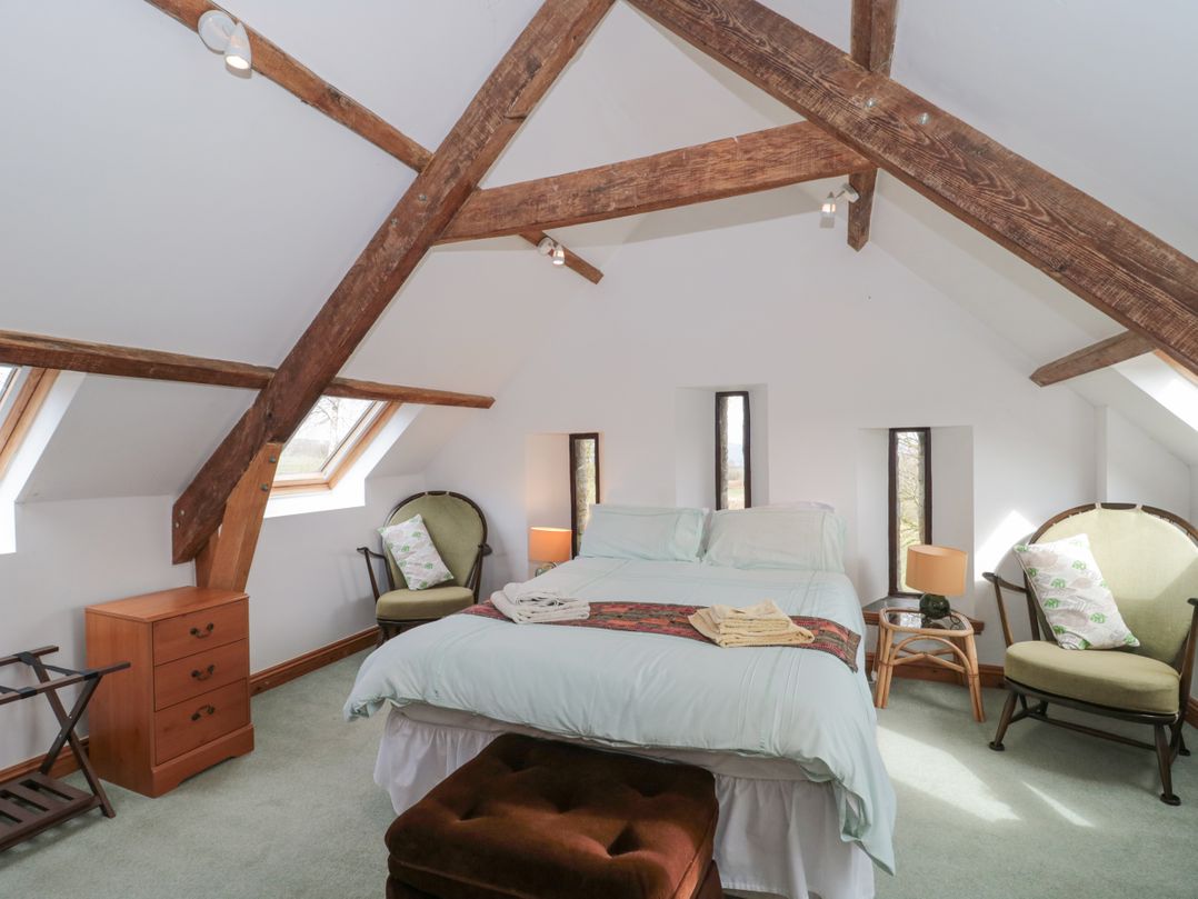 Higher Putham Barn