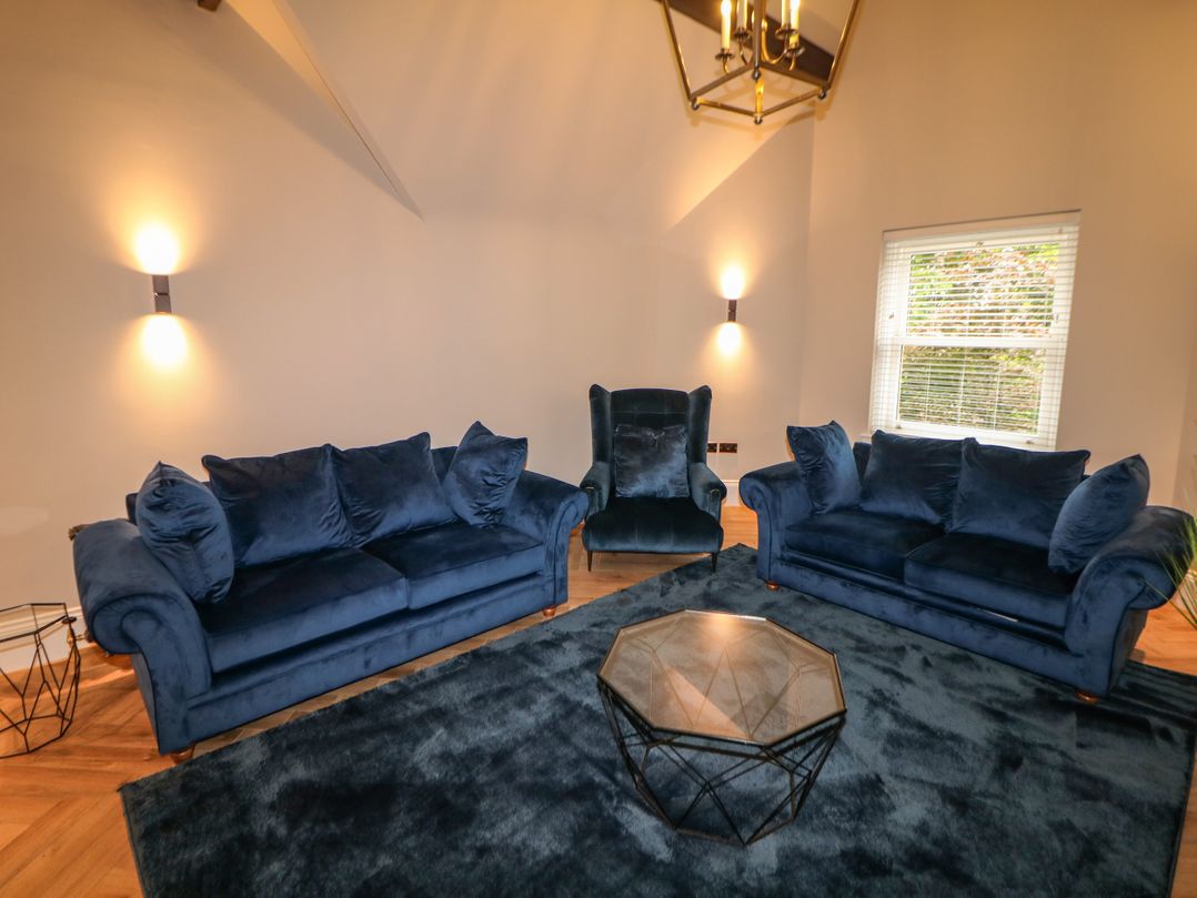 Netherdale Penthouse