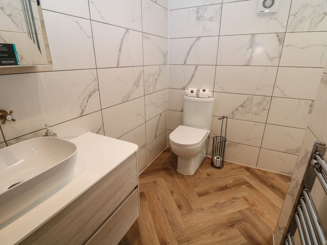 Netherdale Penthouse