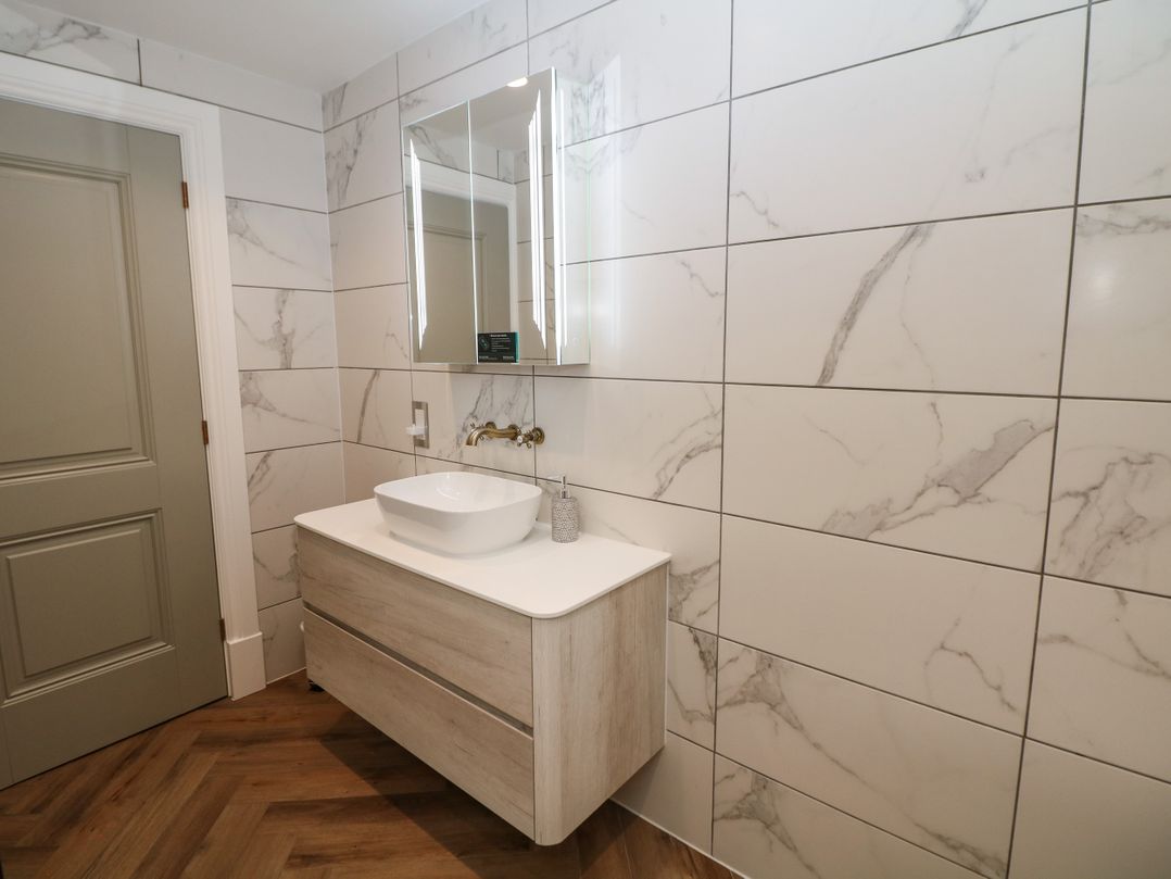 Netherdale Penthouse