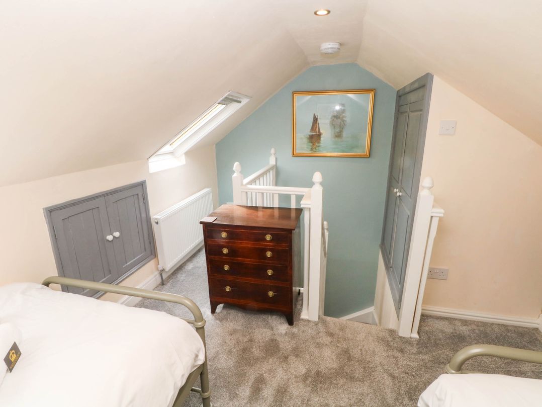 The Cottage O'ergate