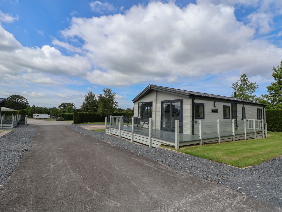 Dog friendly holiday cottage in St Asaph, sleeps 4