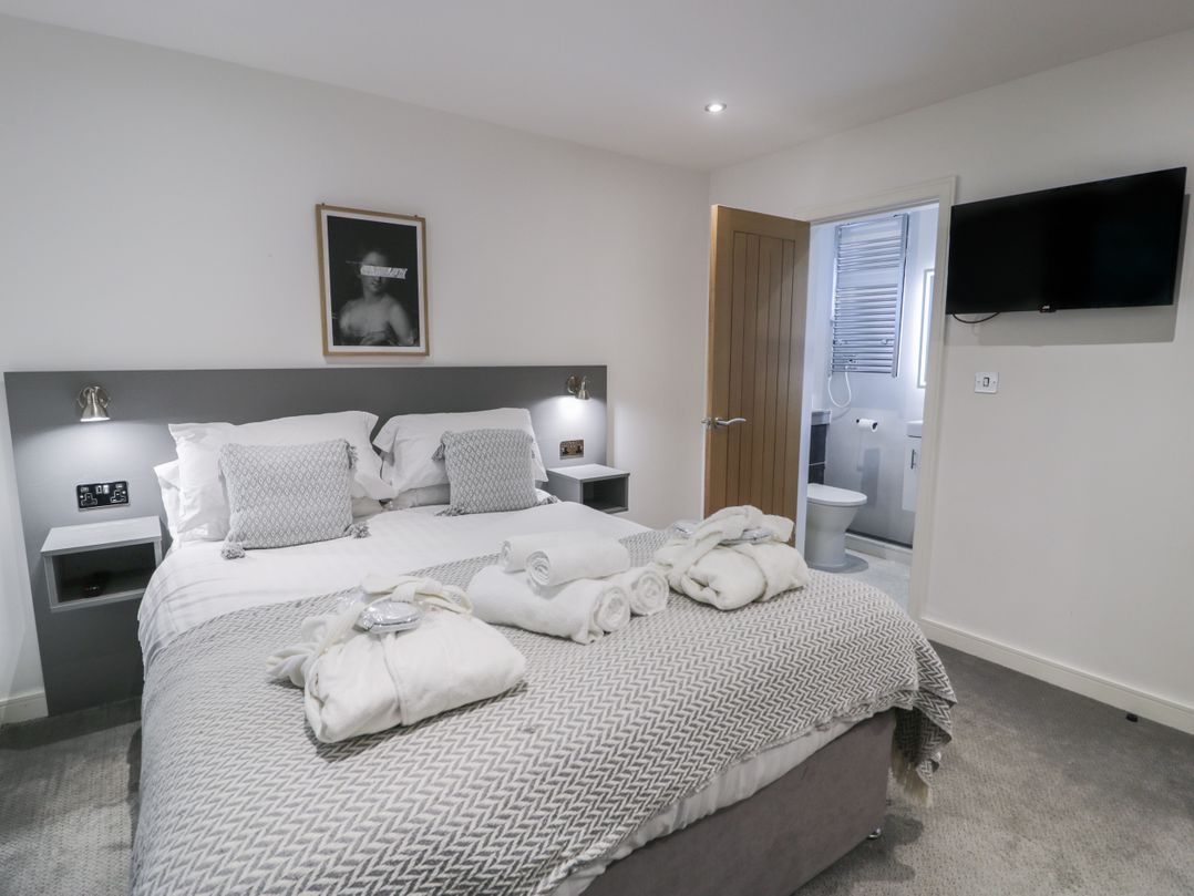 Luxury Lodge 53