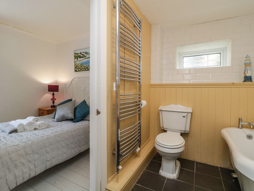 The Coach House Apartment