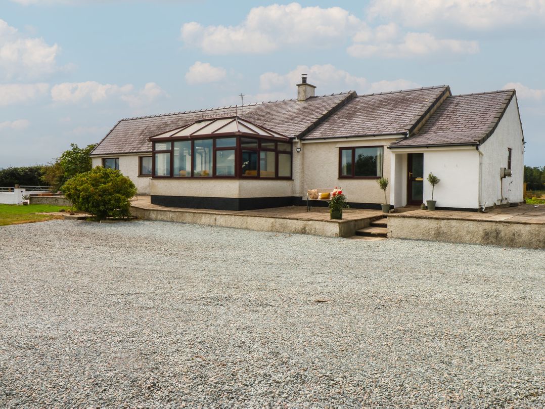 Tir Mawr