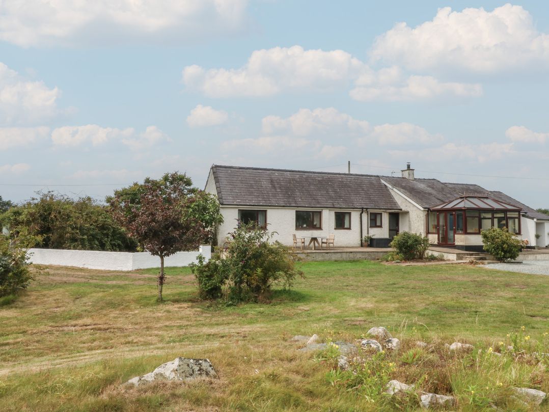 Tir Mawr