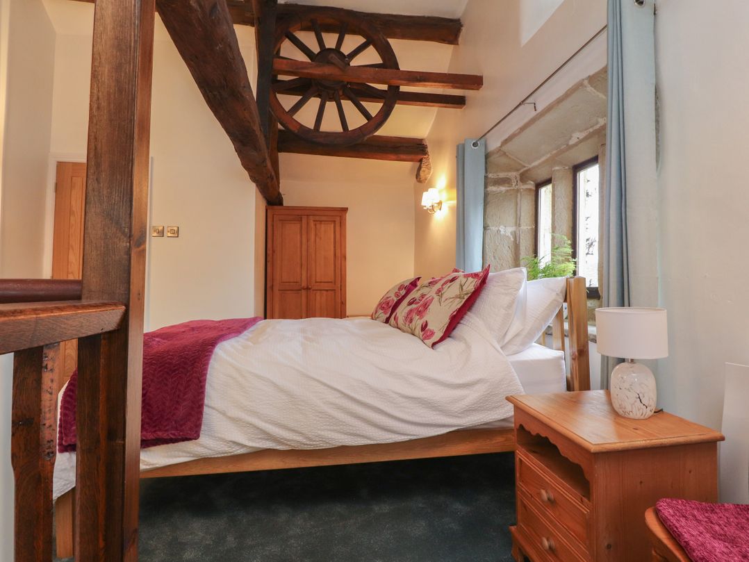 Pear Tree Cottage at Hey Farm